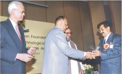 Er. Bharat Thumar receiving the National Award for coolant research and development in New Delhi